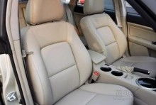 深圳市天华汽车精品服务公司 专业汽车美容，呵护爱车如新